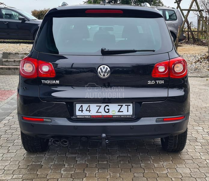 Volkswagen Tiguan 2.0TDI  4x4 DSG-6
