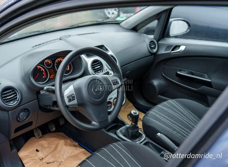 Opel Corsa D 