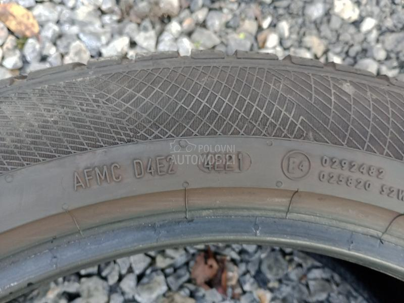 Continental 255/45 R18 Zimska