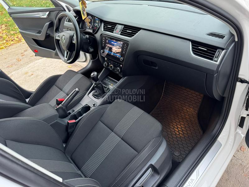 Škoda Octavia 1.6TDI GRtech Style
