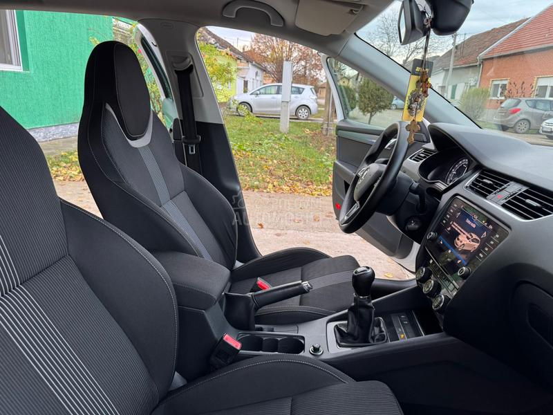 Škoda Octavia 1.6TDI GRtech Style