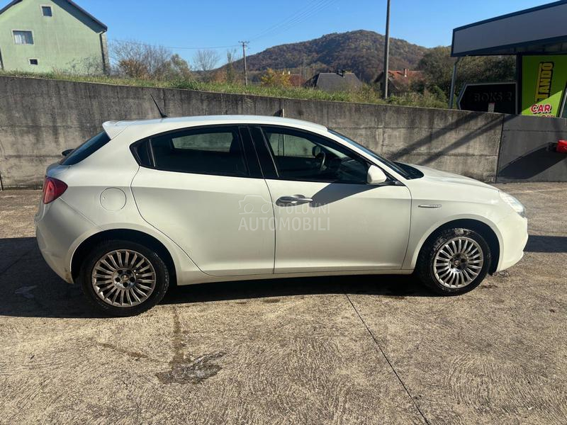 Alfa Romeo Giulietta 
