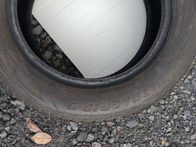 Continental 185/60 R15 Zimska