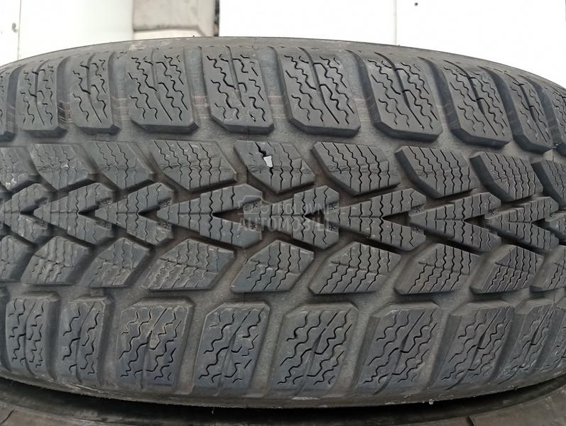 Dunlop 205/60 R16 Zimska