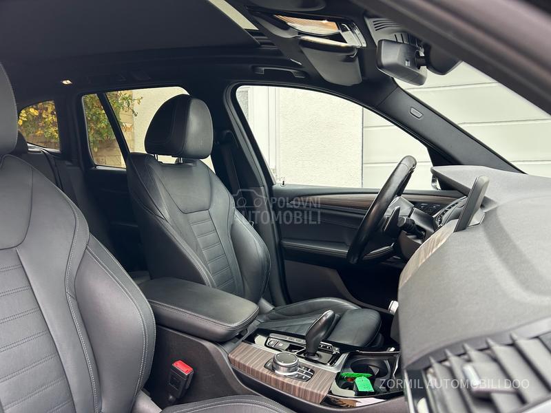 BMW X3 2.0D xD M-Paket CH