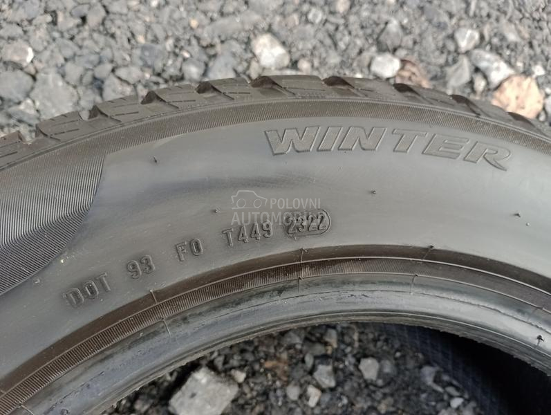 Pirelli 205/60 R16 Zimska
