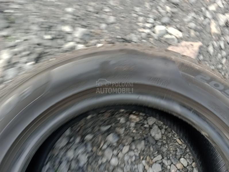 Pirelli 205/60 R16 Zimska