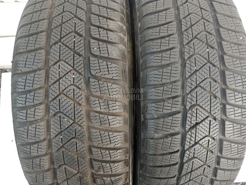 Pirelli 205/60 R16 Zimska