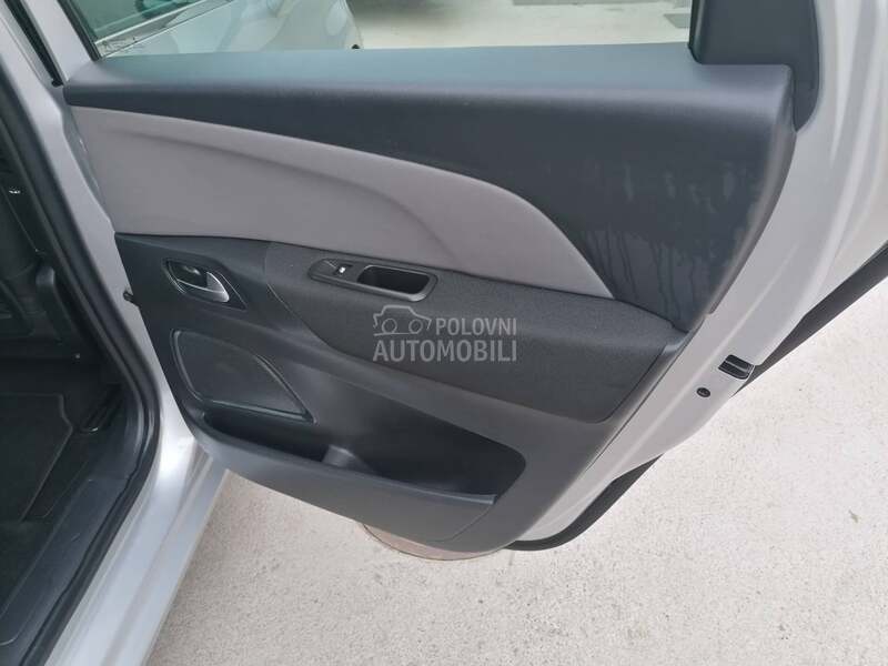 Citroen C4 Picasso 1.2i SEDUCTION CH