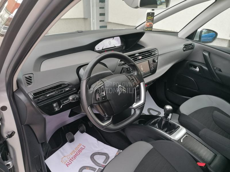 Citroen C4 Picasso 1.2i SEDUCTION CH