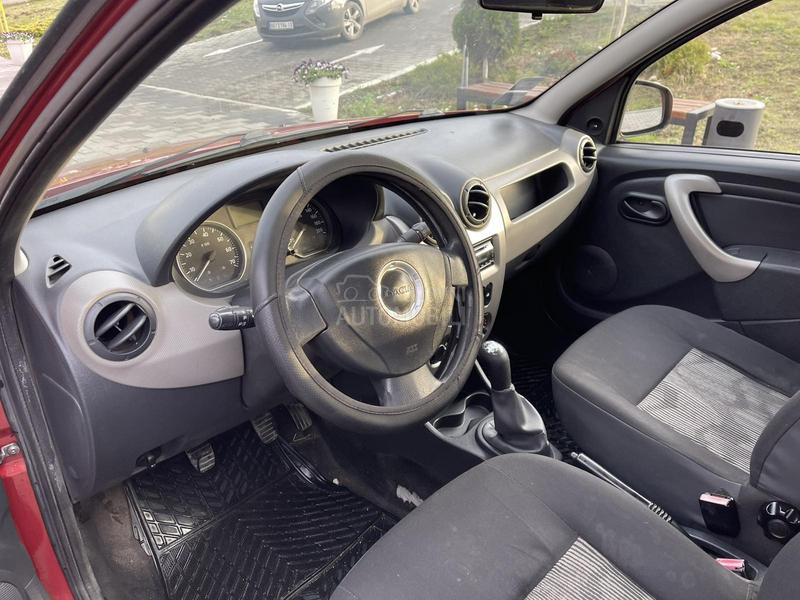 Dacia Sandero 1.4B