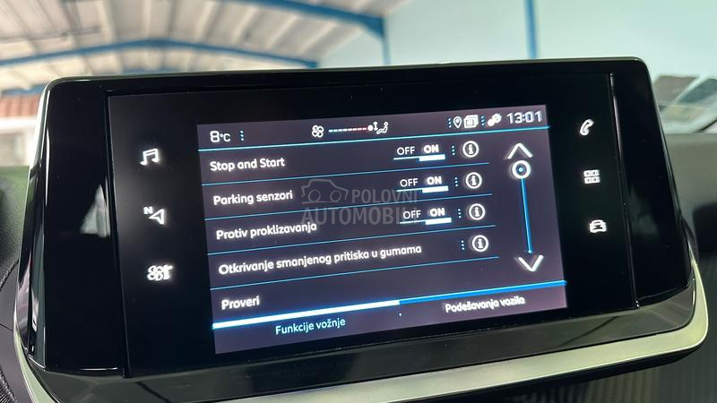 Peugeot 208 BUSINES PACK V.SERV