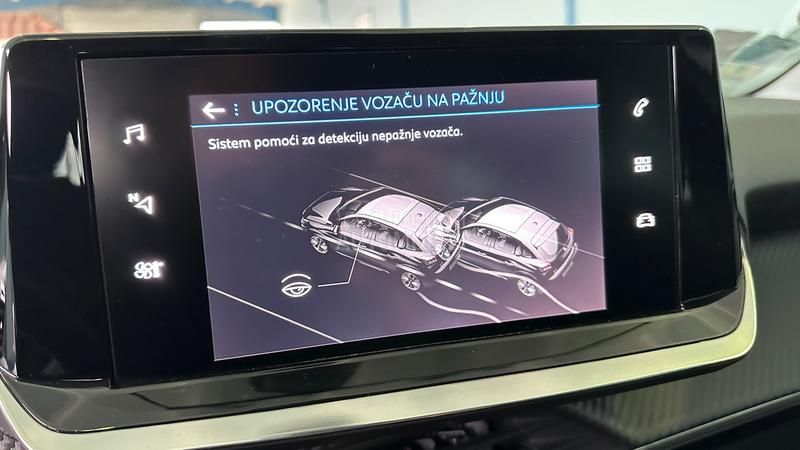 Peugeot 208 BUSINES PACK V.SERV