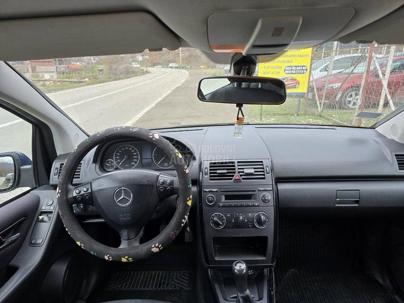 Mercedes Benz A 180 Ocuvan auto
