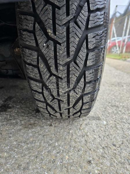 Mercedes Benz A 180 Ocuvan auto