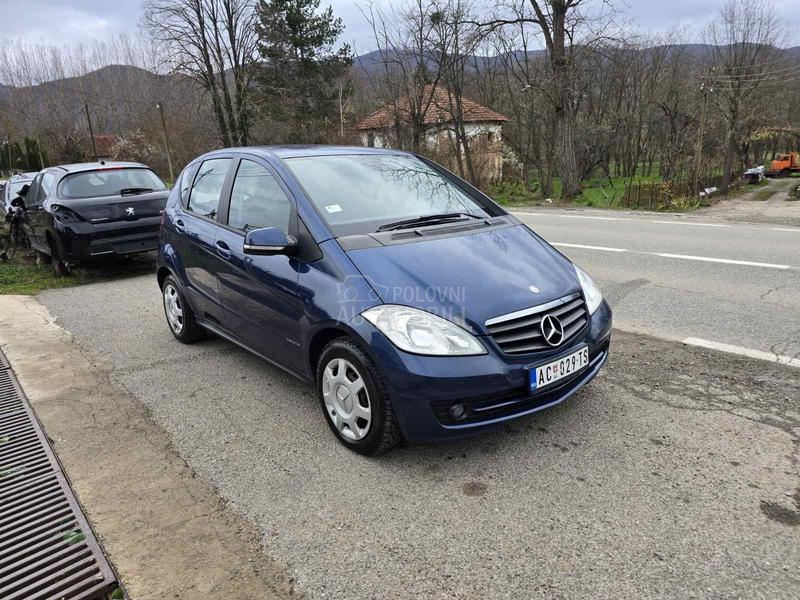 Mercedes Benz A 180 Ocuvan auto