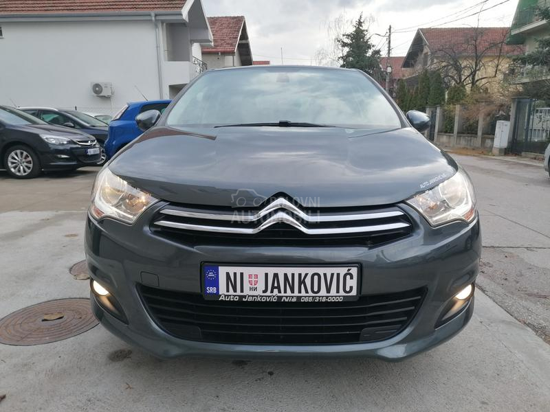 Citroen C4 1.6i EXCLUSIVE CH