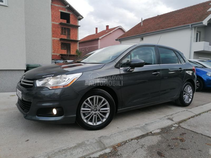 Citroen C4 1.6i EXCLUSIVE CH