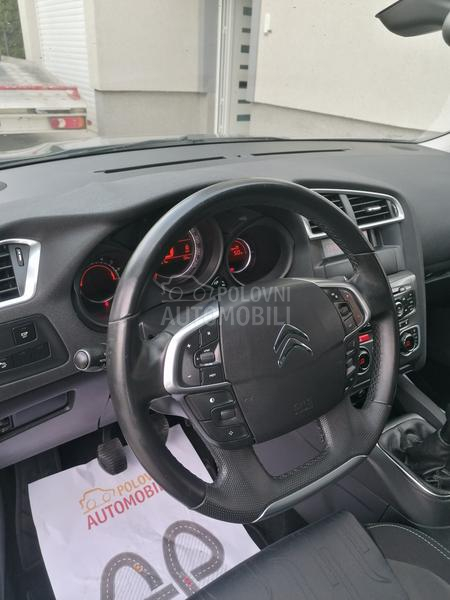 Citroen C4 1.6i EXCLUSIVE CH