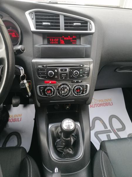 Citroen C4 1.6i EXCLUSIVE CH