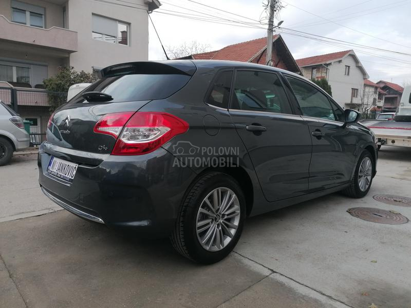 Citroen C4 1.6i EXCLUSIVE CH
