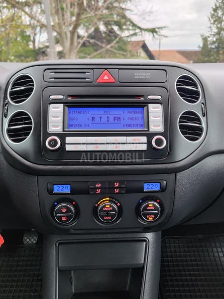 Volkswagen Golf Plus 1.6 xenon/temp/clima