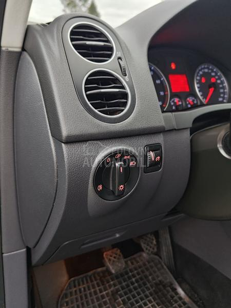 Volkswagen Golf Plus 1.6 xenon/temp/clima