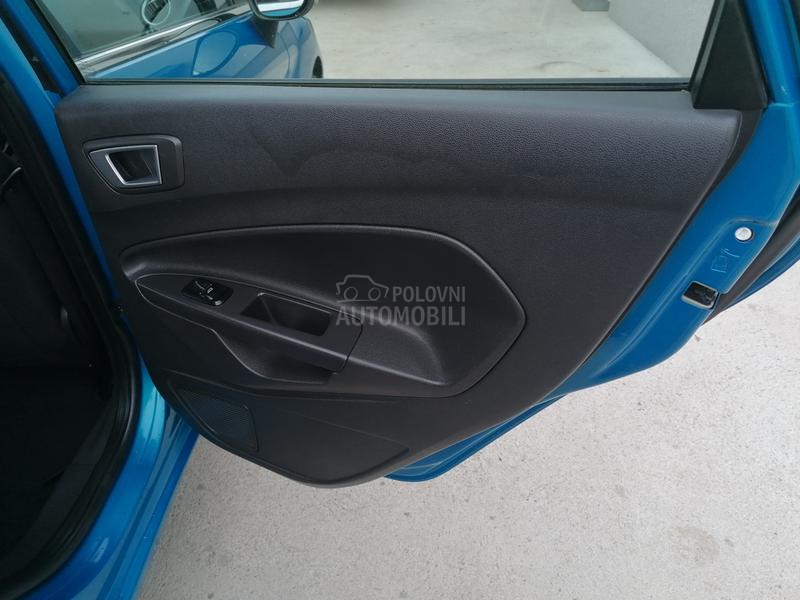 Ford Fiesta 1.0i TITANIUM CH