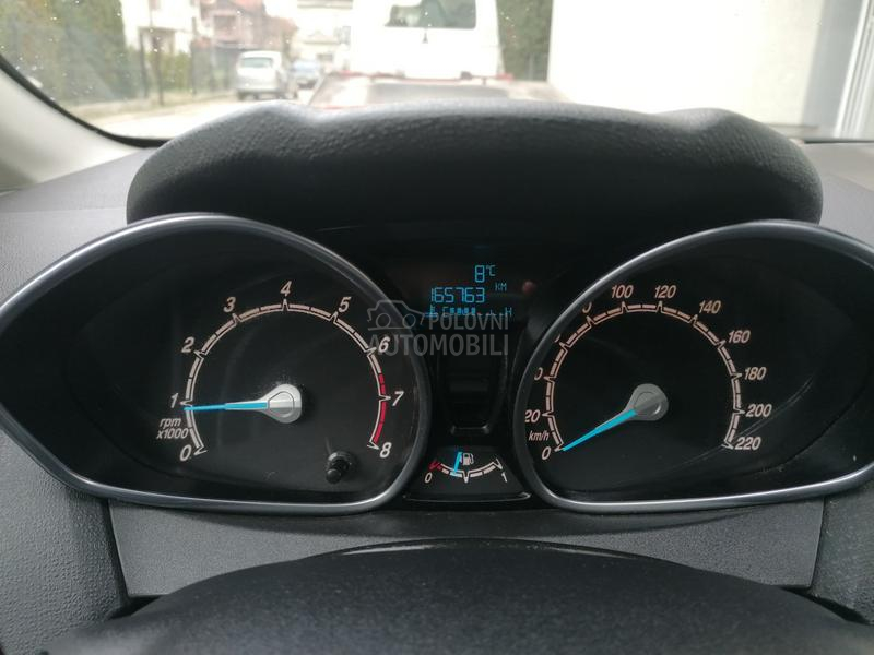 Ford Fiesta 1.0i TITANIUM CH