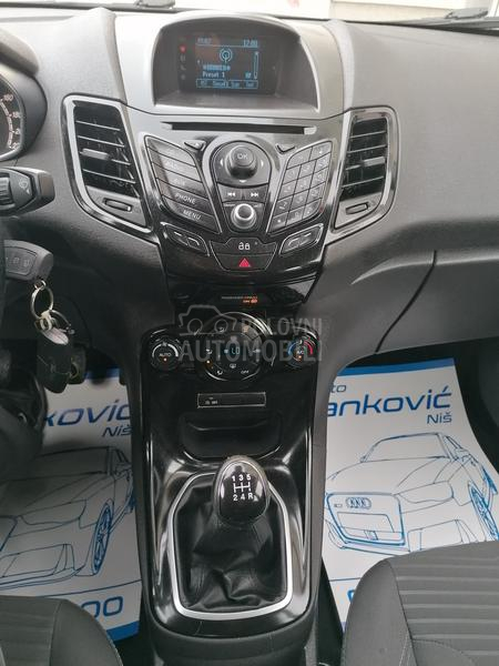 Ford Fiesta 1.0i TITANIUM CH