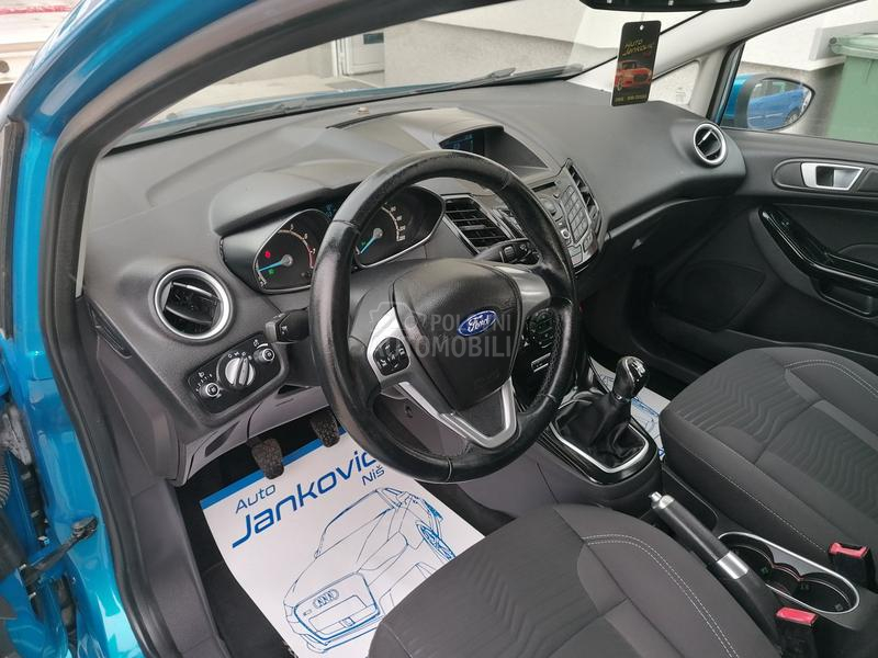 Ford Fiesta 1.0i TITANIUM CH