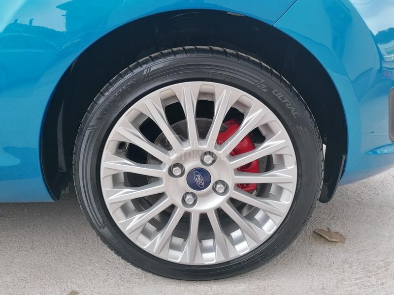 Ford Fiesta 1.0i TITANIUM CH