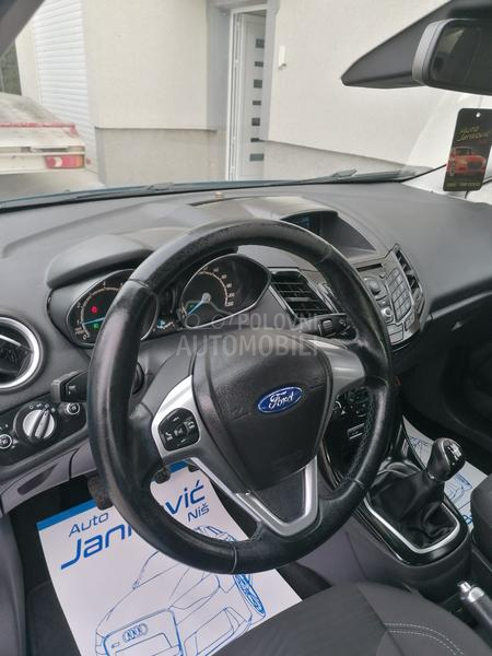 Ford Fiesta 1.0i TITANIUM CH