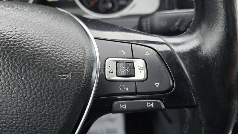 Volkswagen Golf 7 1.6 tdi DSG