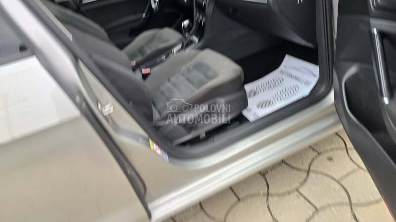 Volkswagen Golf 7 1.6 tdi DSG