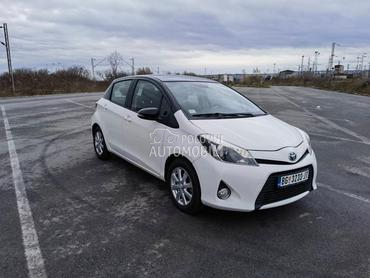 Toyota Yaris HYBRID