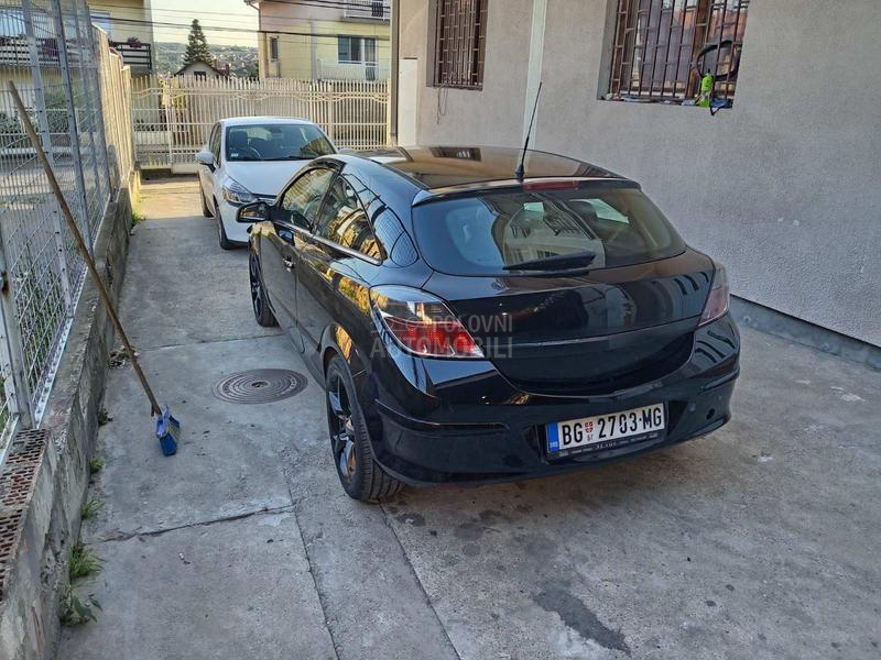 Opel Astra H 2.0
