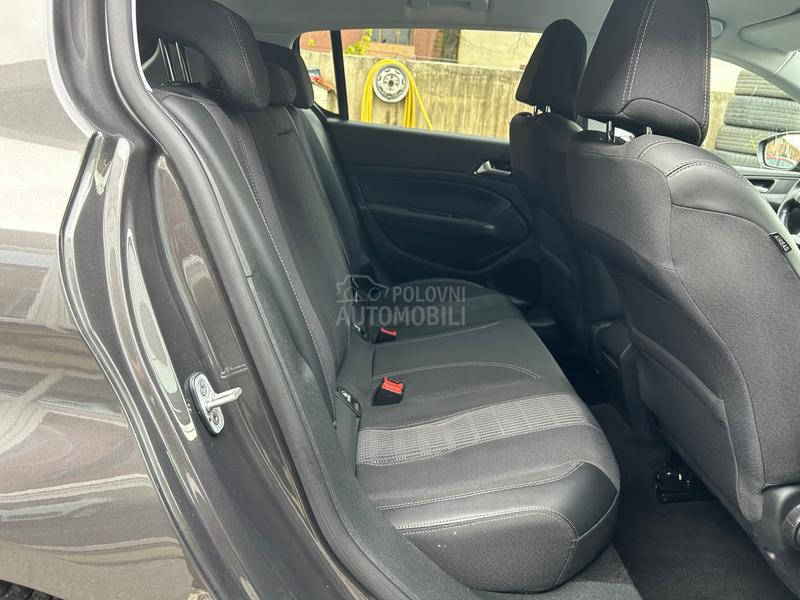 Peugeot 308 1.2 B Allure