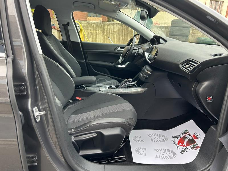 Peugeot 308 1.2 B Allure