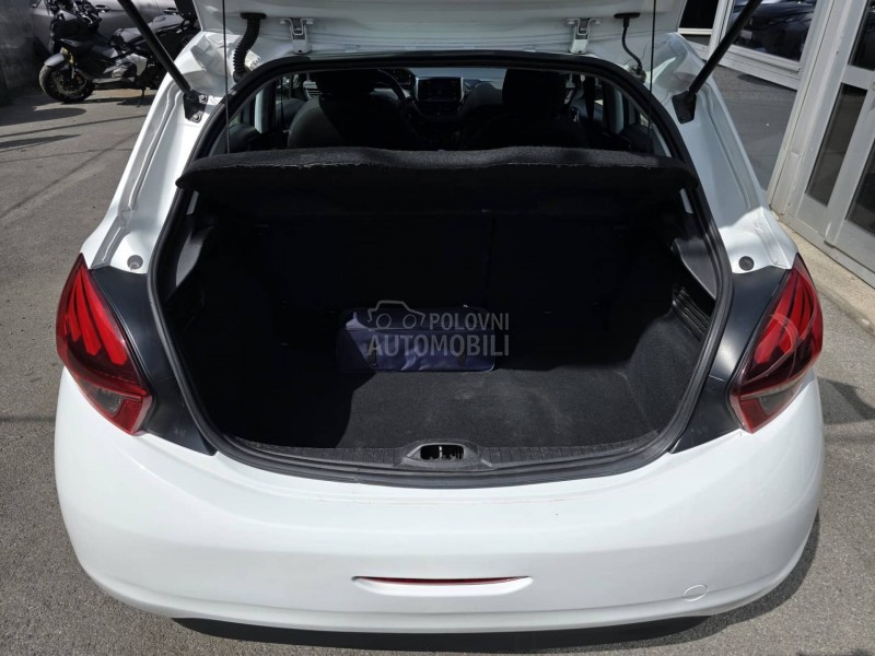 Peugeot 208 1.5 Hdi