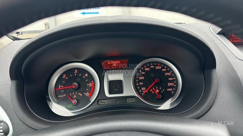 Renault Clio cLio  F A B R I K A