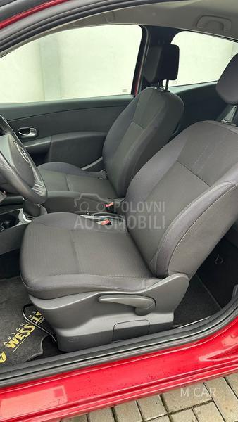 Renault Clio cLio  F A B R I K A