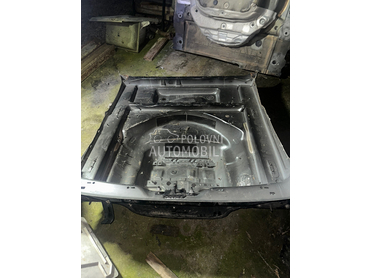 Zadnji vezni lim karavan za Audi A4 od 2015. do 2024. god.