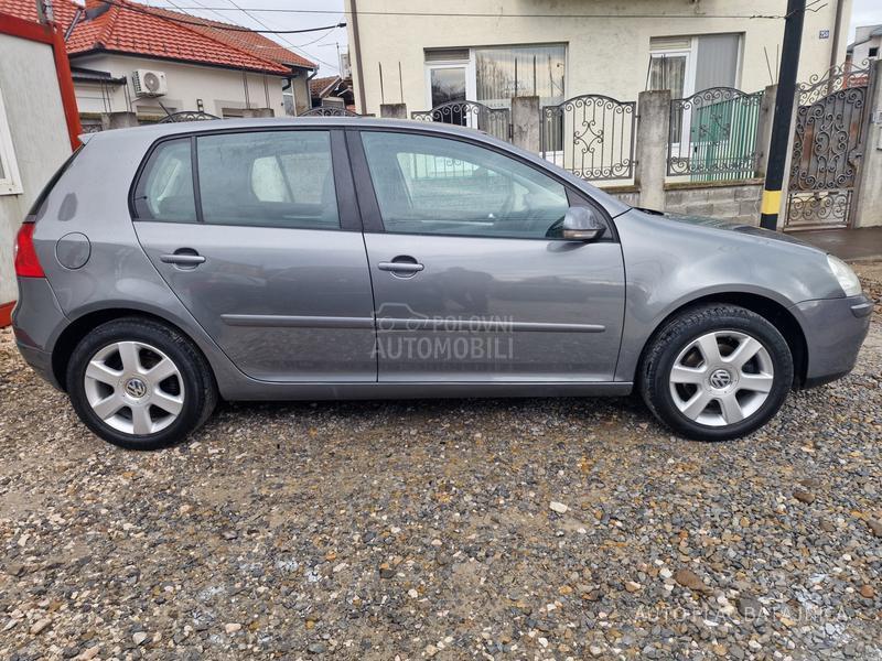 Volkswagen Golf 5 1.9 TDI 219700