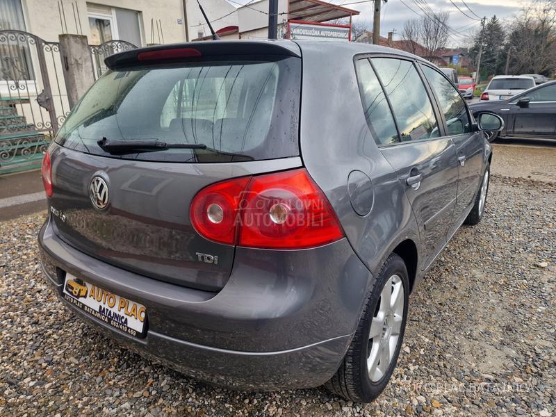 Volkswagen Golf 5 1.9 TDI 219700