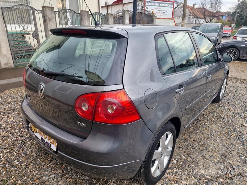 Volkswagen Golf 5 1.9 TDI 219700