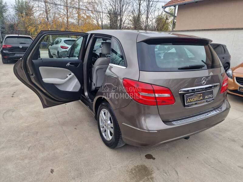 Mercedes Benz B 180 WEBASTO PRESTIGE