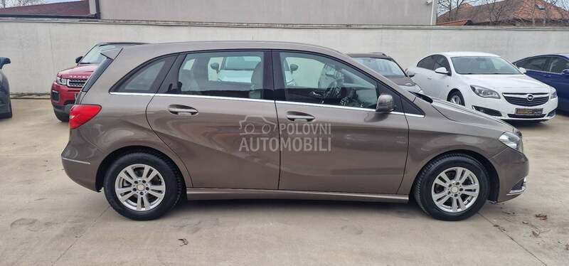 Mercedes Benz B 180 WEBASTO PRESTIGE