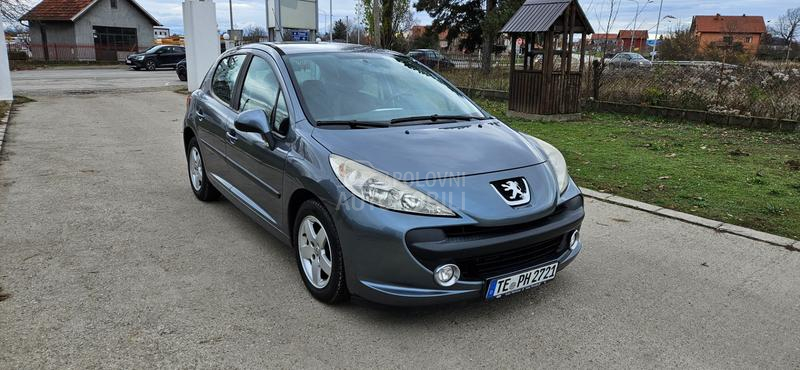 Peugeot 207 1.4b  8v