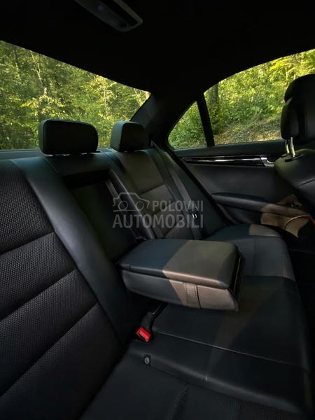 Mercedes Benz C 200 AMG LINE